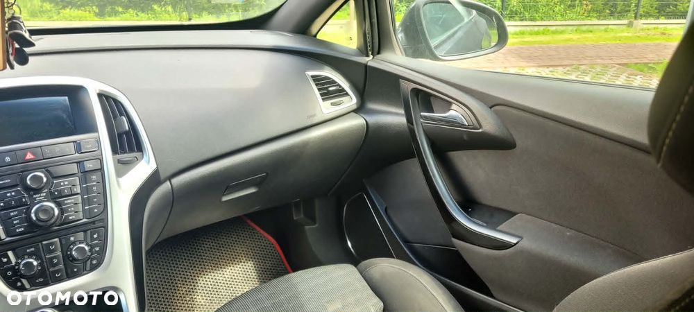 Opel Astra 2.0 CDTI Bi-Turbo S&S - 14