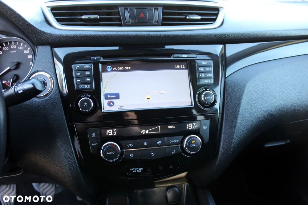 Nissan Qashqai 1.6 DIG-T 360 - 23