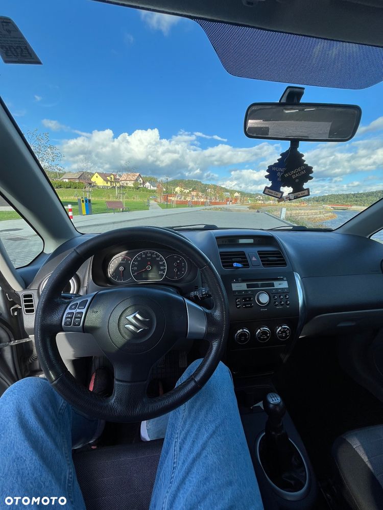 Suzuki SX4 - 13