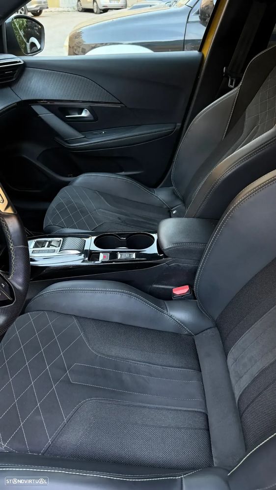 Peugeot 208 1.2 PureTech GT Pack EAT8 - 9