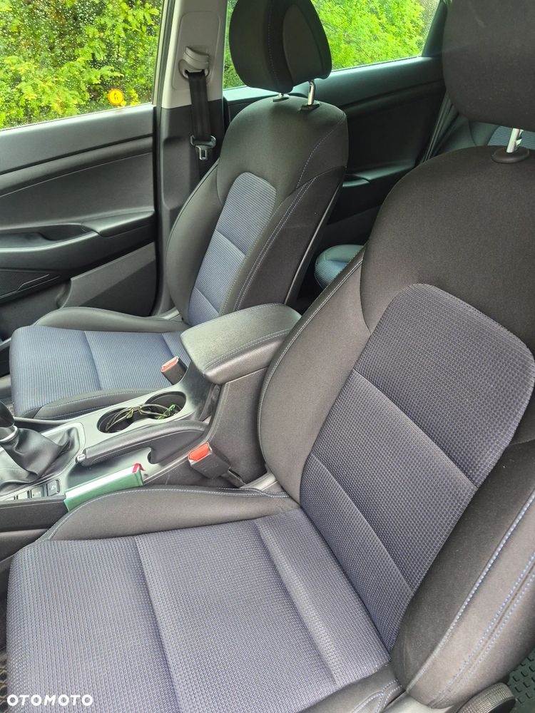 Hyundai Tucson 1.6 GDi Comfort 2WD - 19