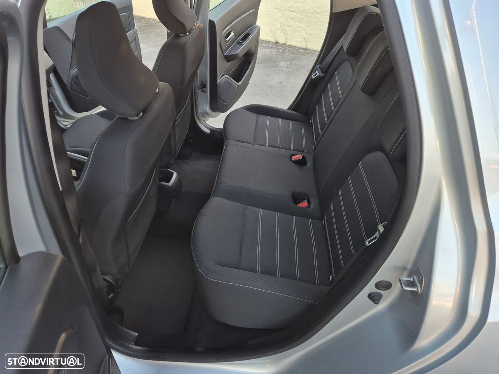 Dacia Duster 1.0 TCe Comfort - 45