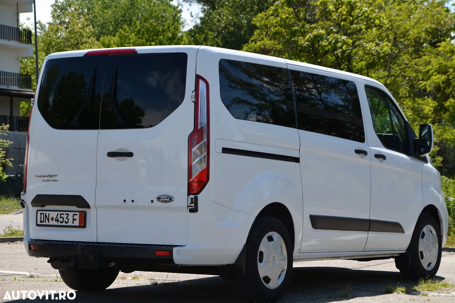 Ford Transit Custom Kombi 320 2.0 EcoBlue 130 CP L2H1 Trend - 12