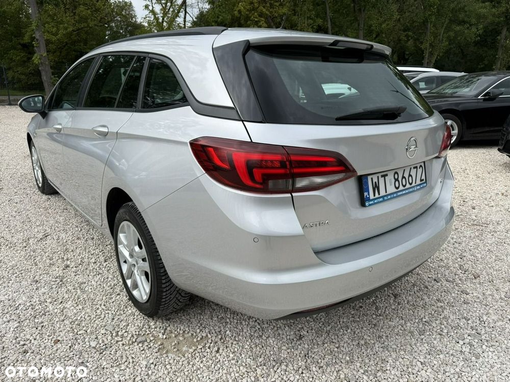 Opel Astra - 11