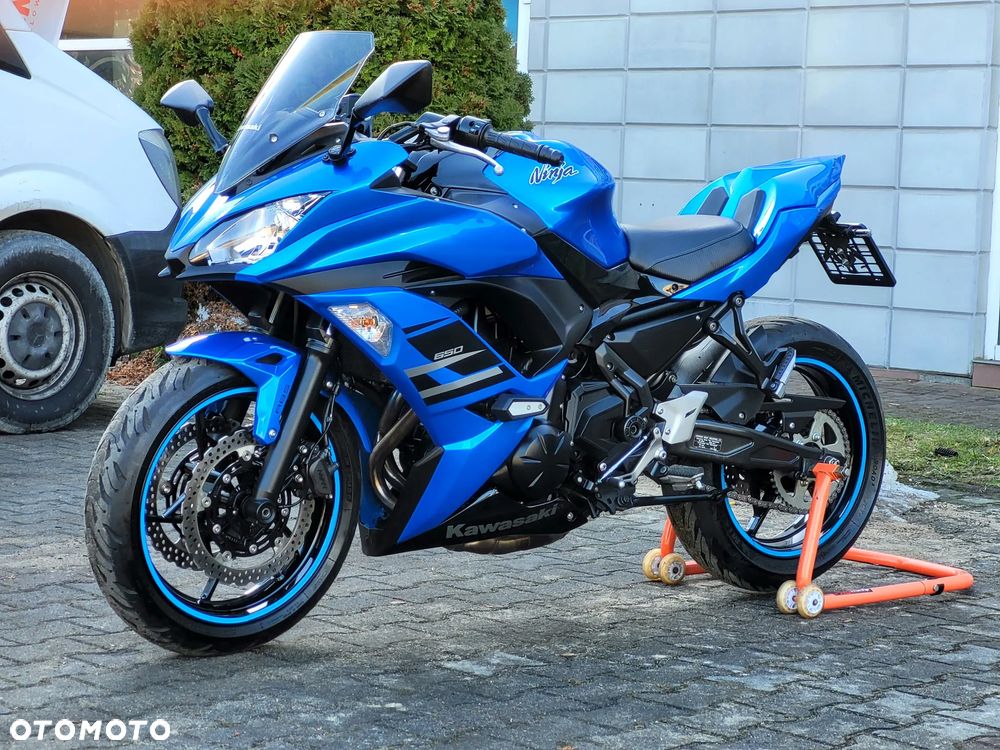 Kawasaki Ninja - 2