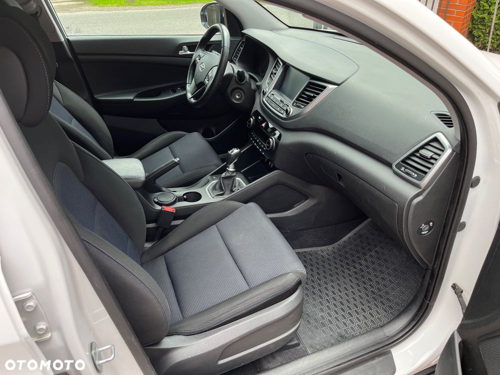 Hyundai Tucson 1.6 Turbo 2WD Advantage - 17