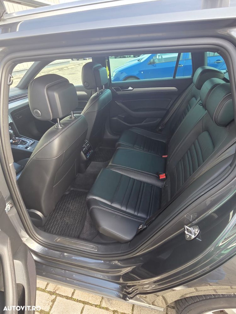 Volkswagen Passat Variant 2.0 TDI DSG Highline - 9