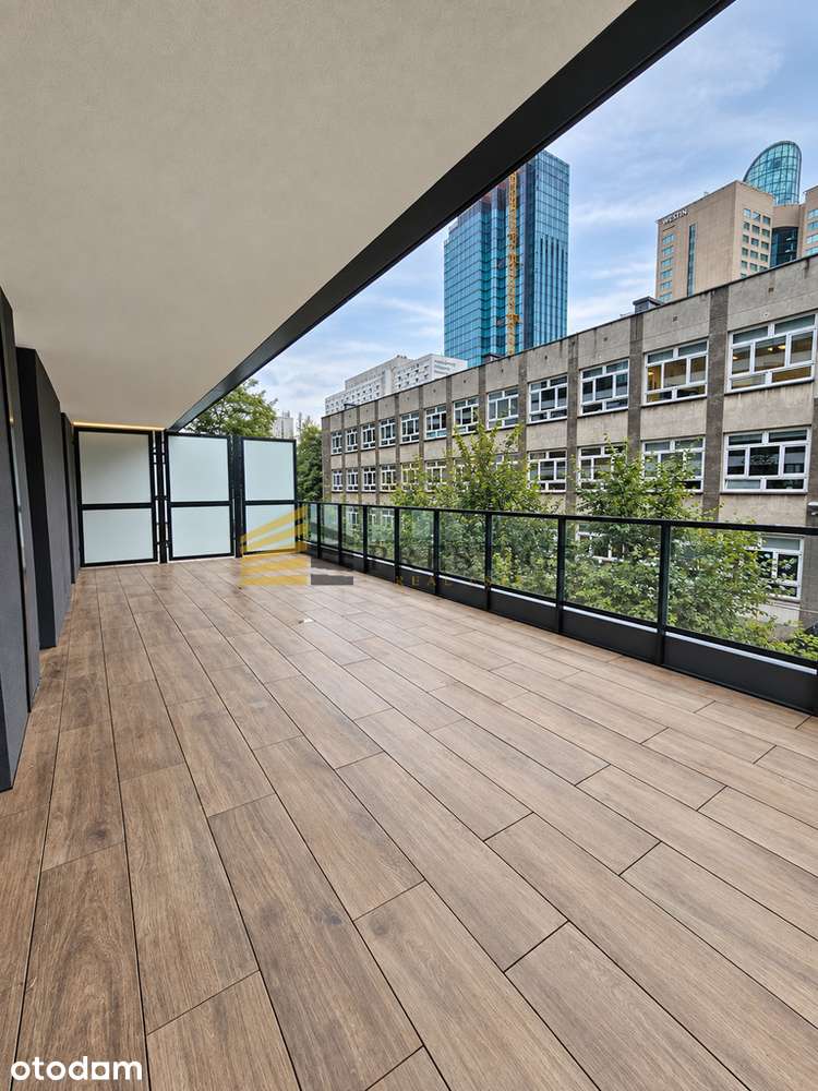 Apartament z tarasem 40mkw, parkingiem i komórka!