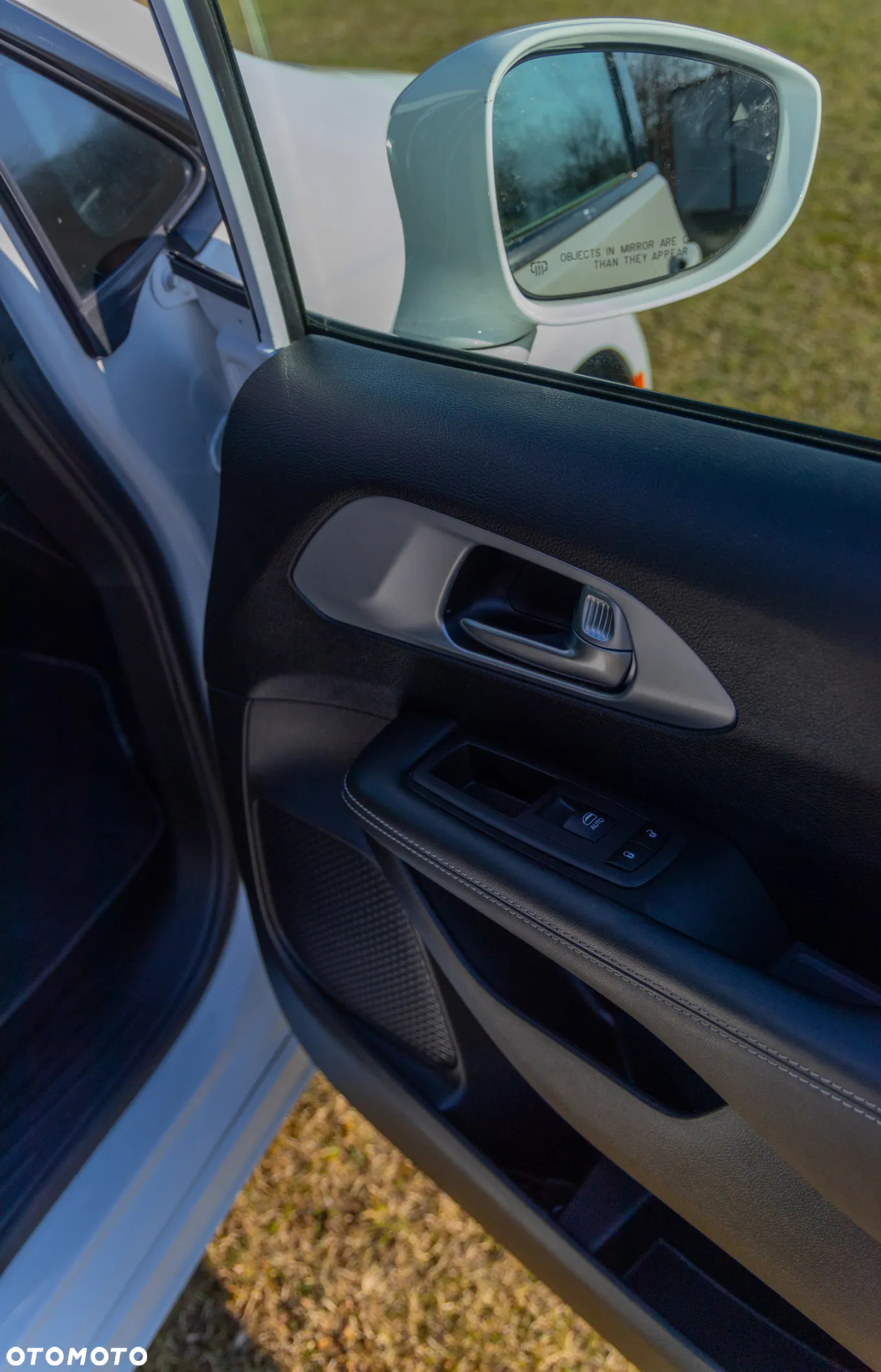 Chrysler Pacifica - 16