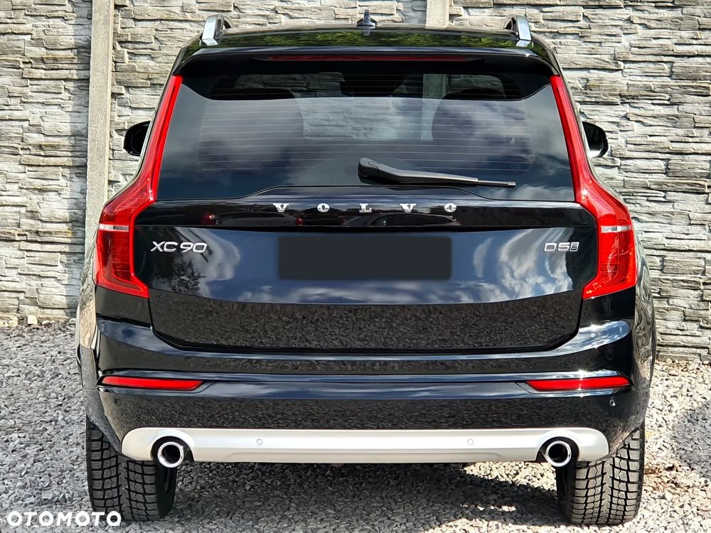 Volvo XC 90 D5 AWD Momentum - 24