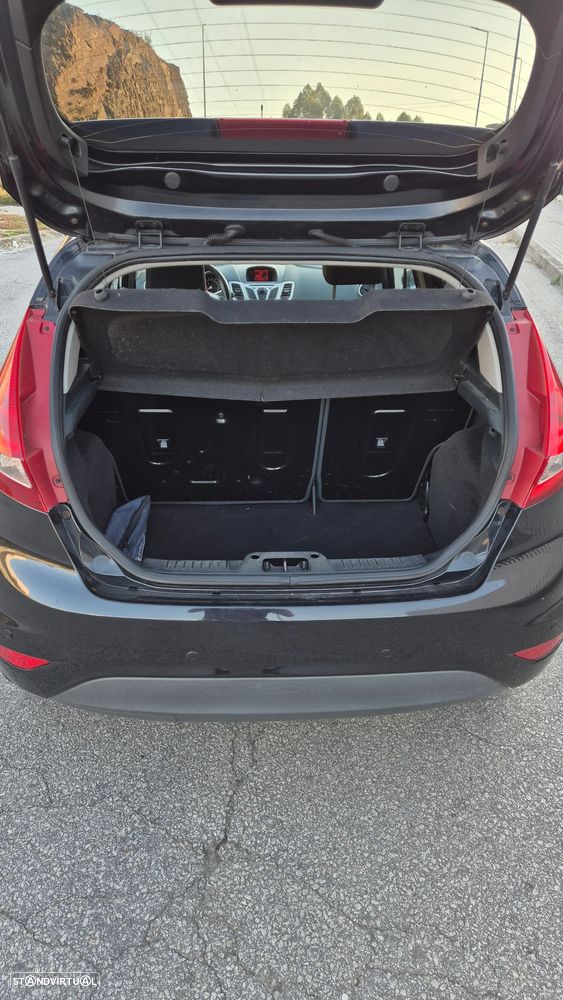 Ford Fiesta 1.25 Titanium - 11