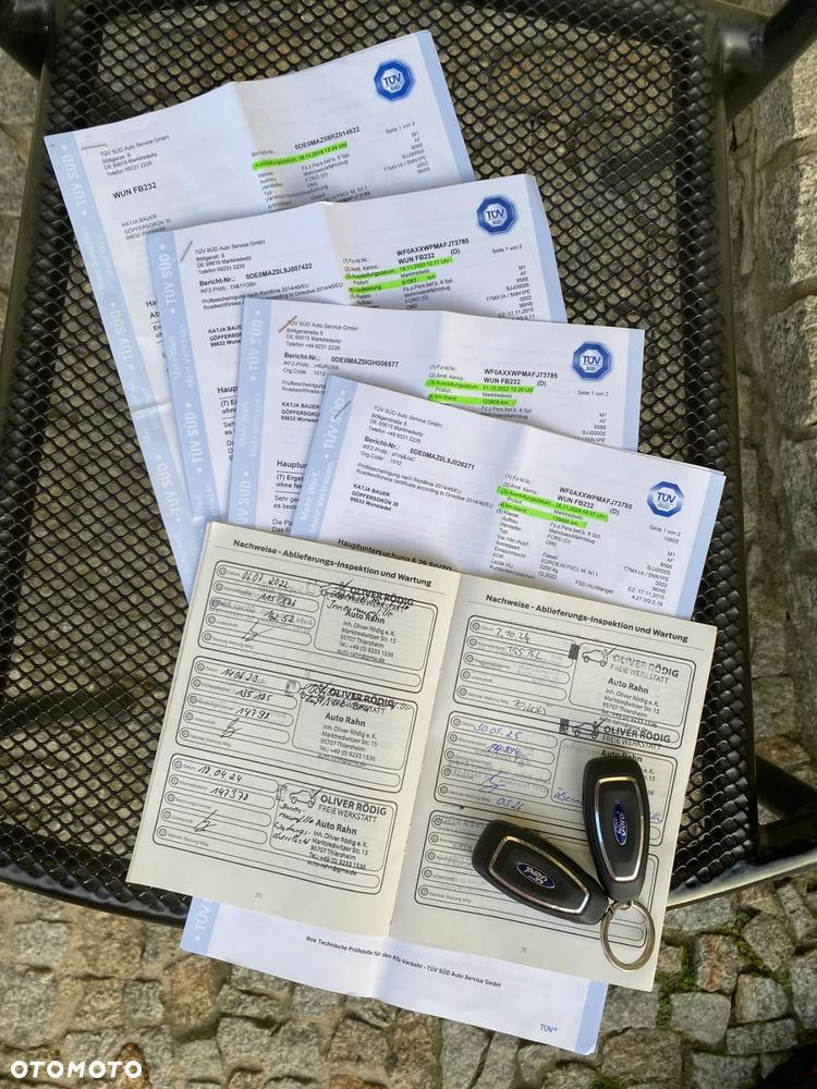 Ford Kuga 2.0 TDCi 2x4 Titanium - 32