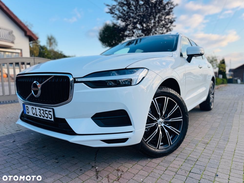 Volvo XC 60 B4 D AWD Geartronic Momentum Pro - 1