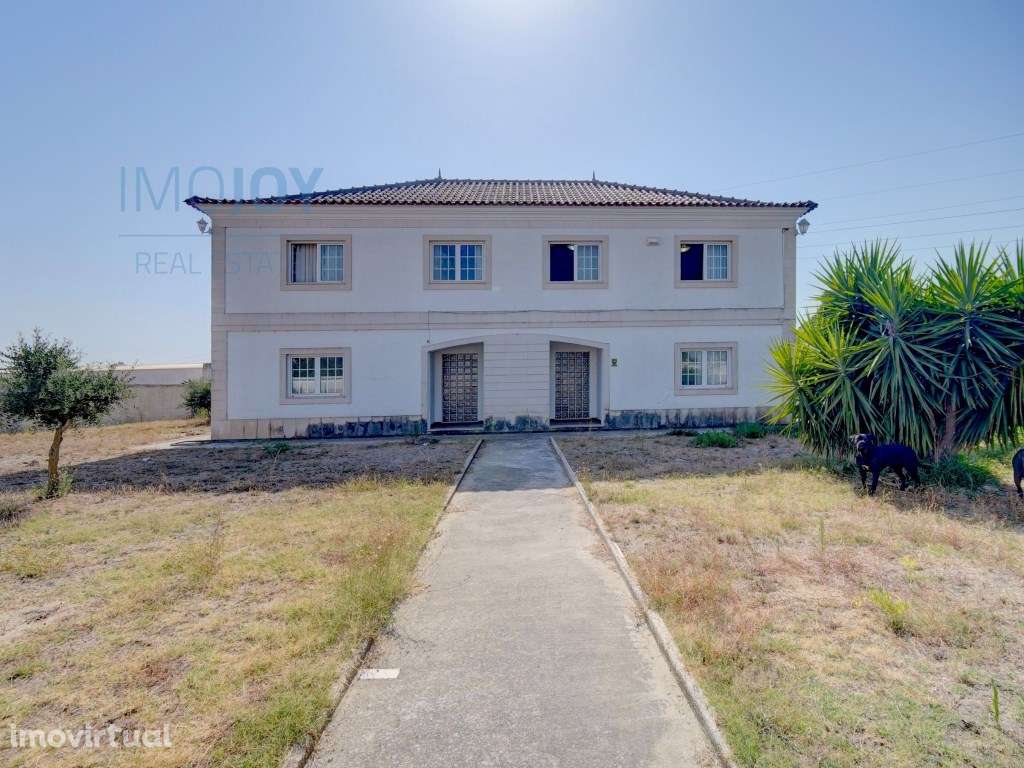 Moradia de Luxo T7 com Armazém 869m2 de construção - Grande imagem: 2/60