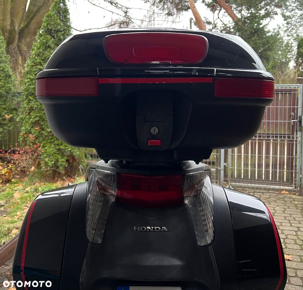 Honda NT - 13