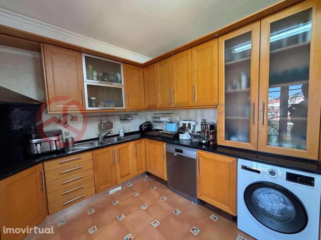 Moradia isolada T5 em Vale Flores, Almada - Grande imagem: 2/36