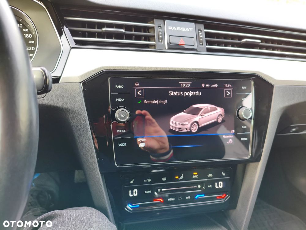 Volkswagen Passat 1.5 TSI EVO Business - 25