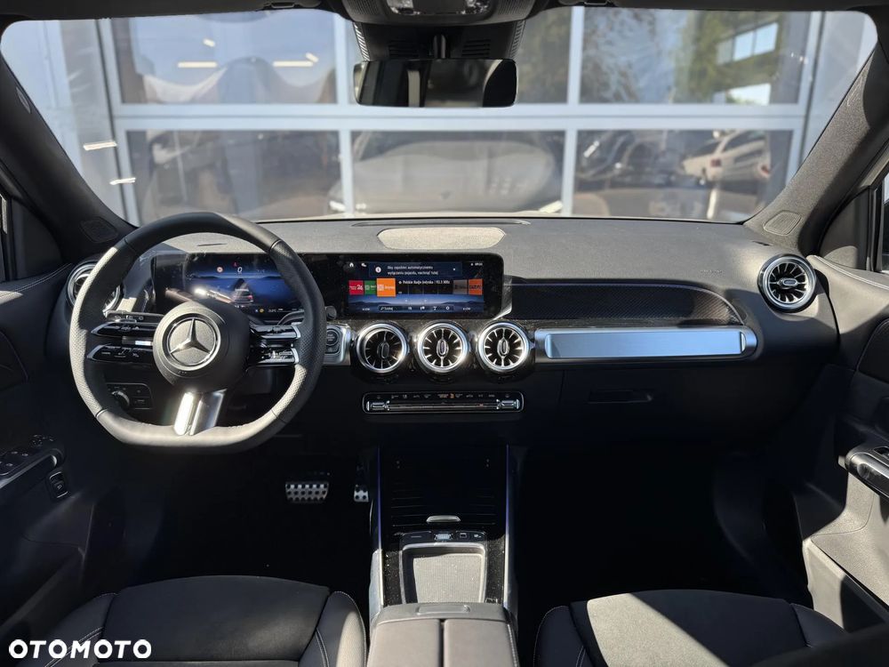 Mercedes-Benz GLB 220 4Matic 8G-DCT Special Edition - 15