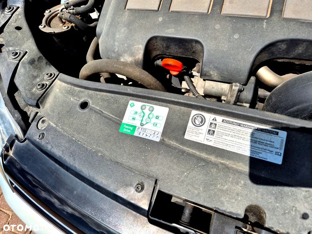Volkswagen Golf 1.6 TDI Comfortline - 17