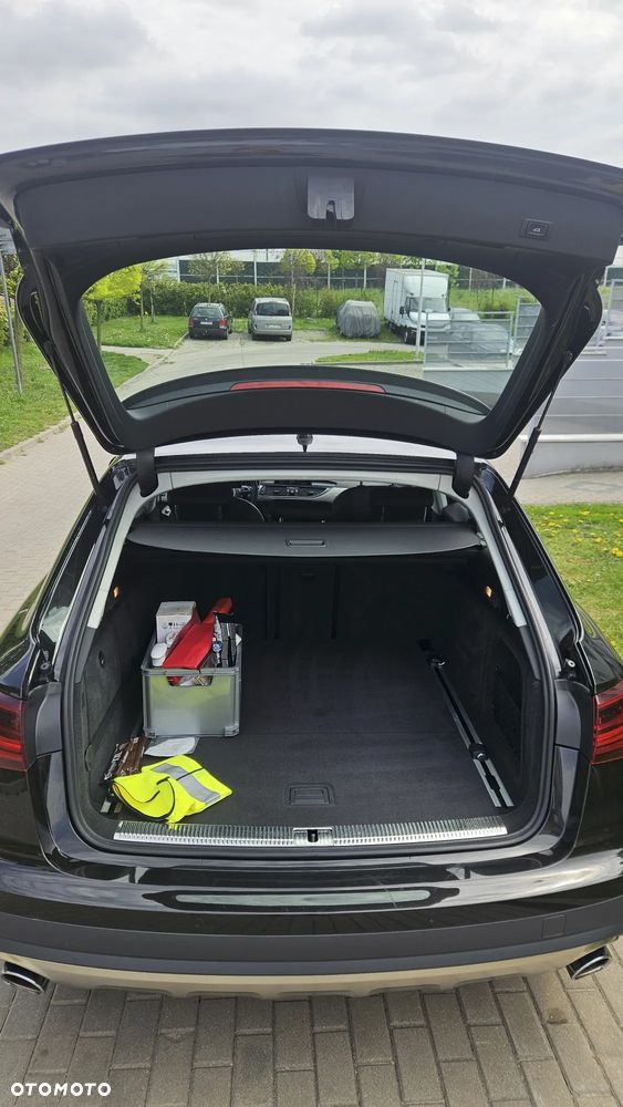 Audi A6 Allroad - 23