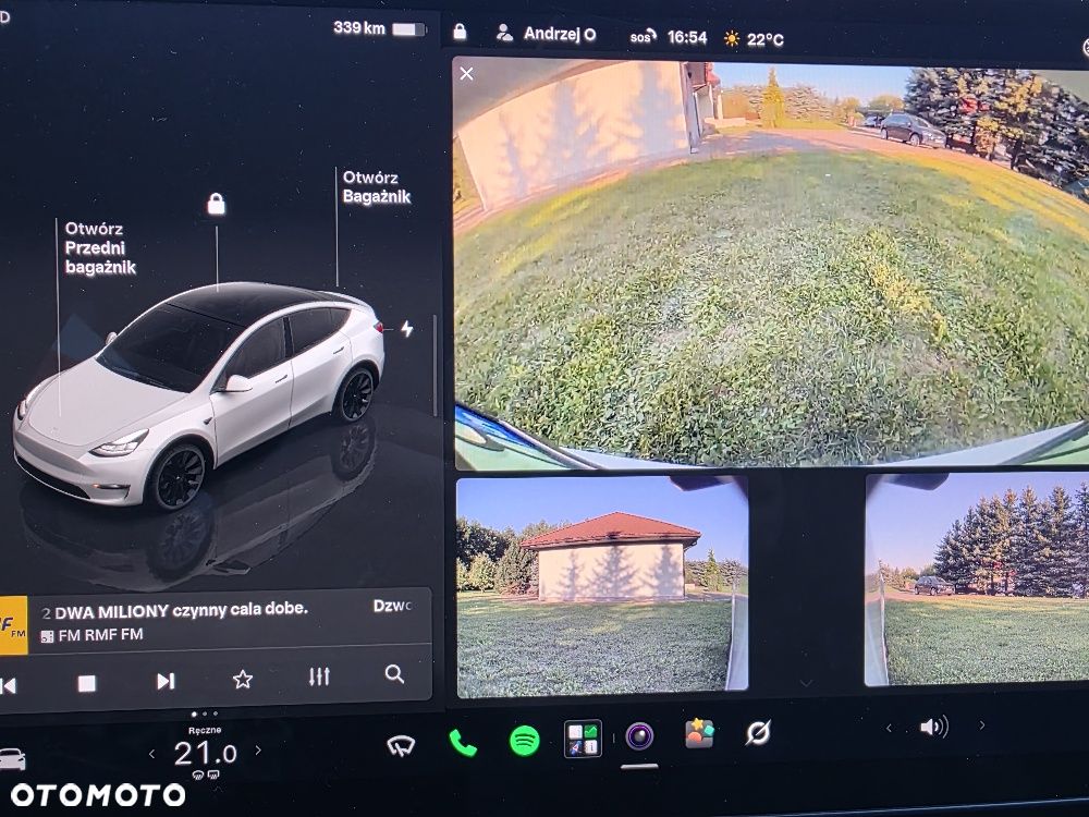 Tesla Model Y Long Range Dual Motor AWD - 22