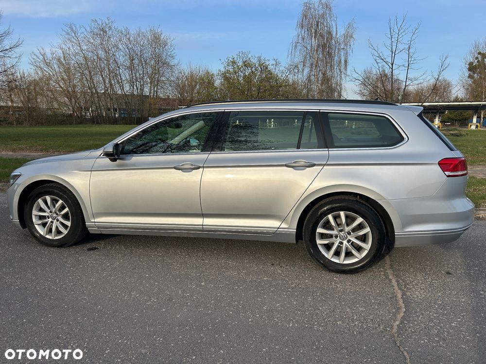Volkswagen Passat 2.0 TDI SCR Comfortline - 2