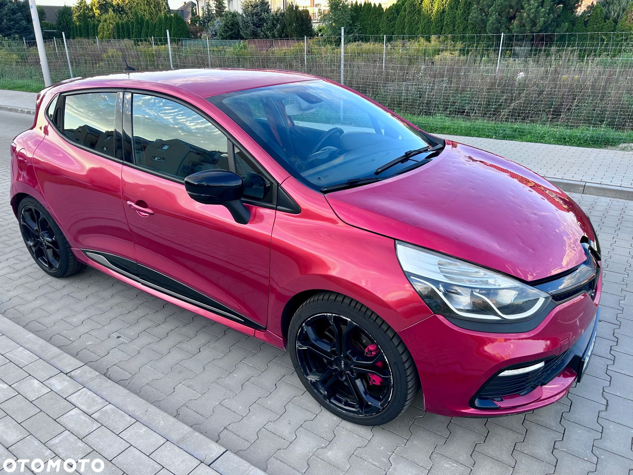 Renault Clio 1.6 R.S 200 EDC - 1