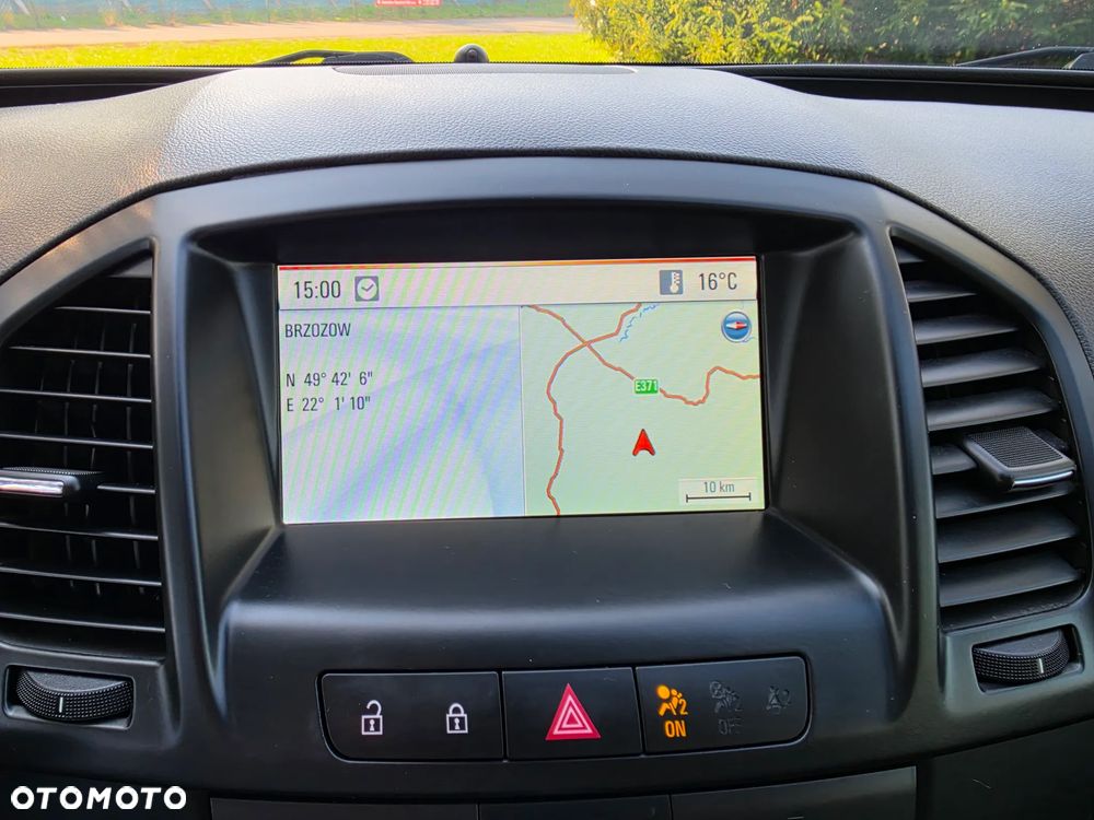 Opel Insignia - 13