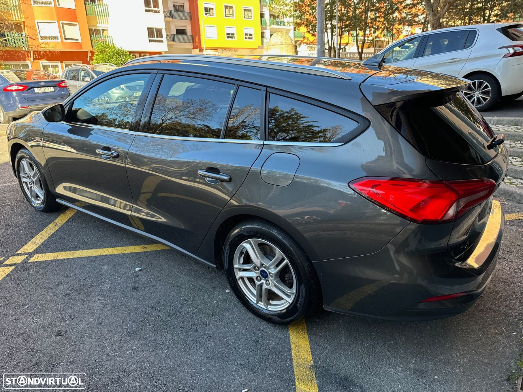 Ford Focus SW 1.0 EcoBoost Business - 32