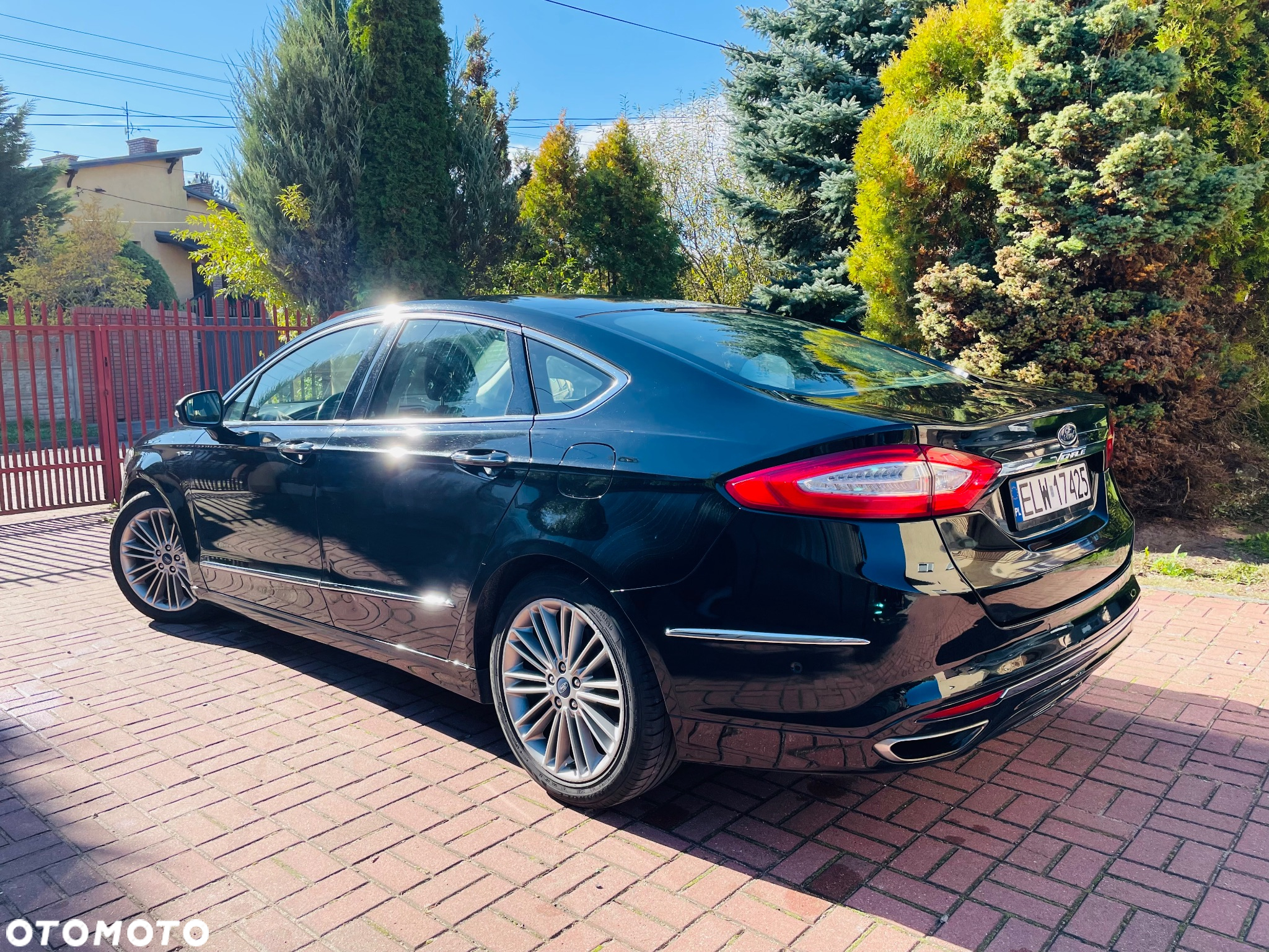 Ford Mondeo Vignale 2.0 Hybrid - 4