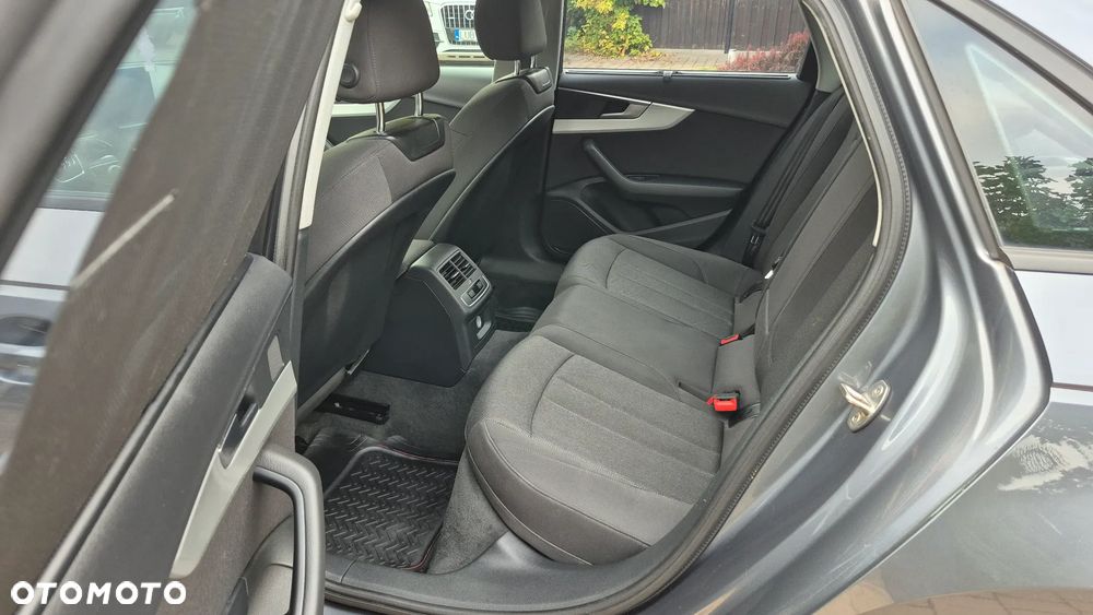 Audi A4 Limousine 2.0 TDI clean diesel - 26
