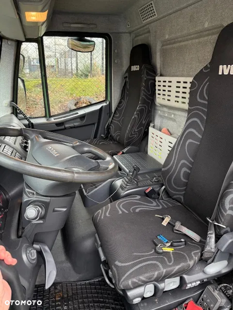 Iveco EUROCARGO 120E22 - 7