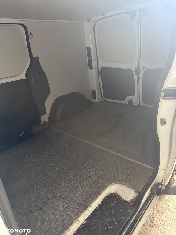 Renault Trafic - 10