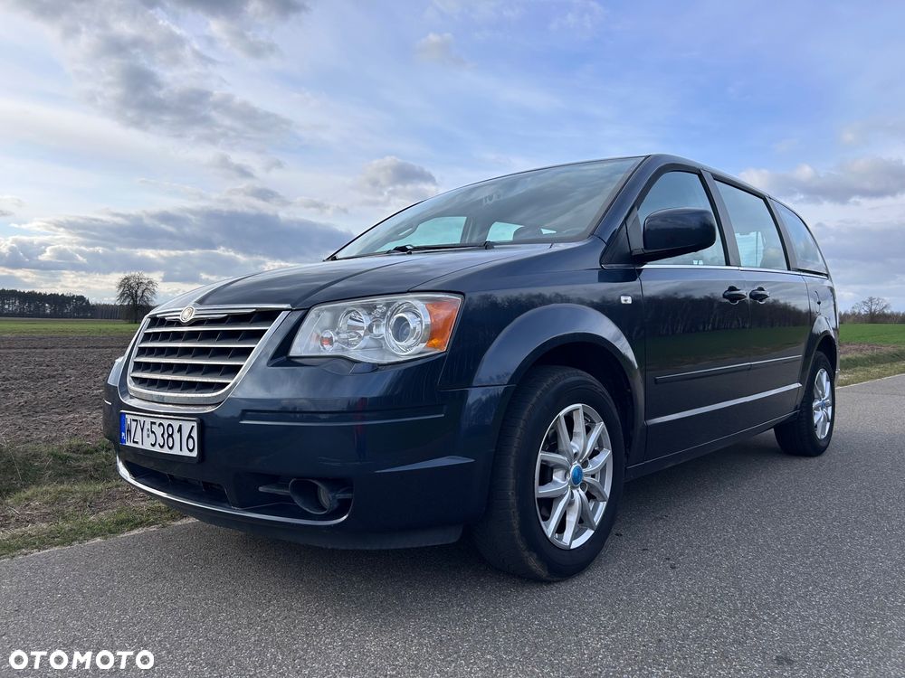 Chrysler Grand Voyager - 17