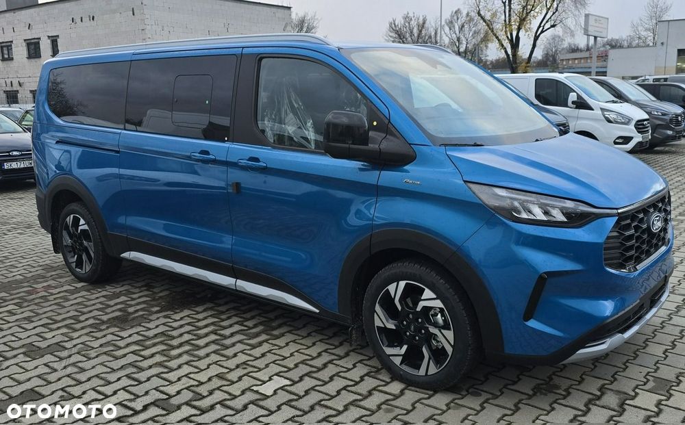 Ford Tourneo Custom - 2
