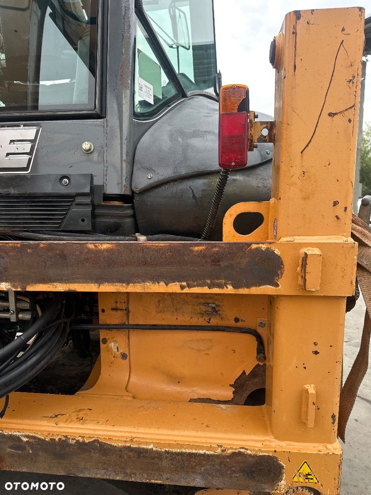 Case 590ST - 12