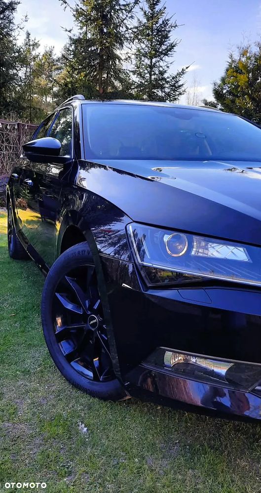 Skoda Superb 2.0 TDI Ambition DSG - 8