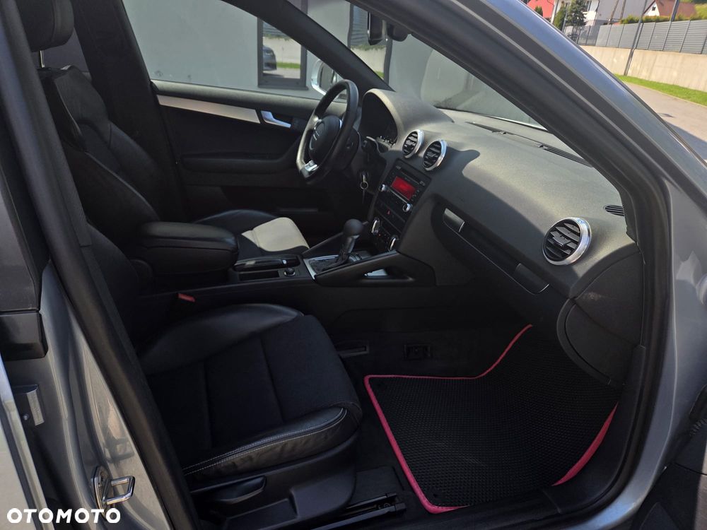 Audi A3 Sportback 2.0 TDI DPF S tronic S line Sportpaket - 10