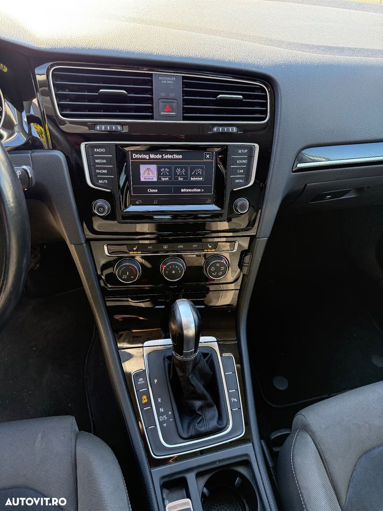 Volkswagen Golf 1.6 BlueTDI DSG Comfortline - 14