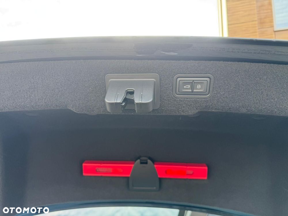 Audi A8 50 TDI quattro tiptronic - 16