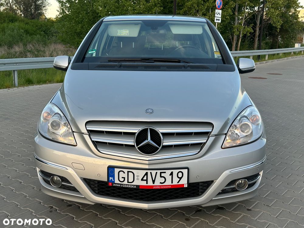 Mercedes-Benz Klasa B 160 BlueEFFICIENCY SPORT EDITION - 16