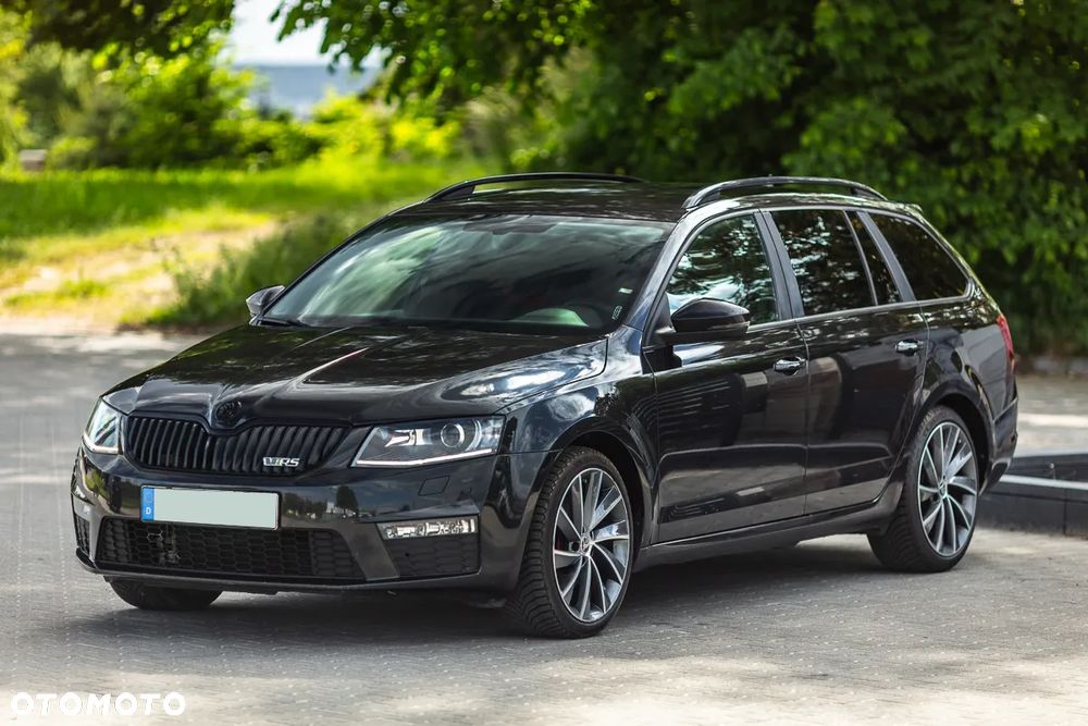 Skoda Octavia 2.0 TDI DSG RS - 4