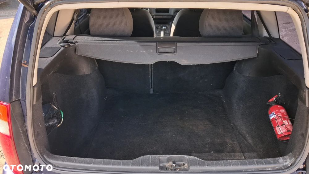 Volkswagen Polo 1.4 Comfortline - 10