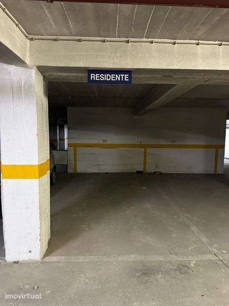 Vende-se lugar de estacionamento no centro de Tavira - Grande imagem: 3/4