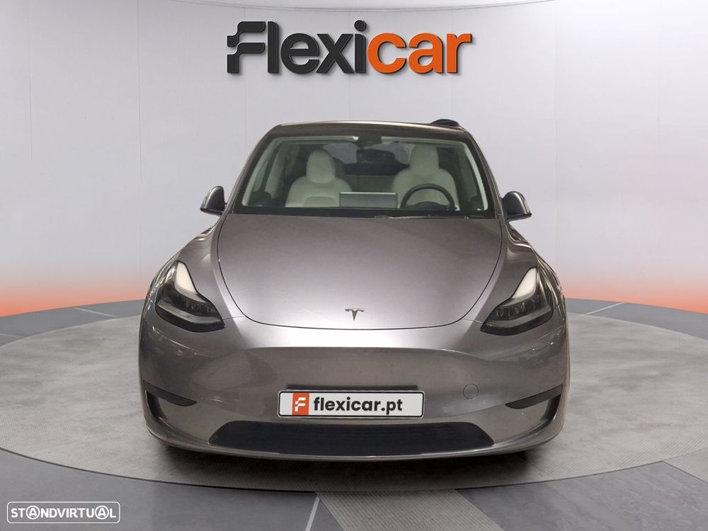 Tesla Model Y Long-Range RWD - 7