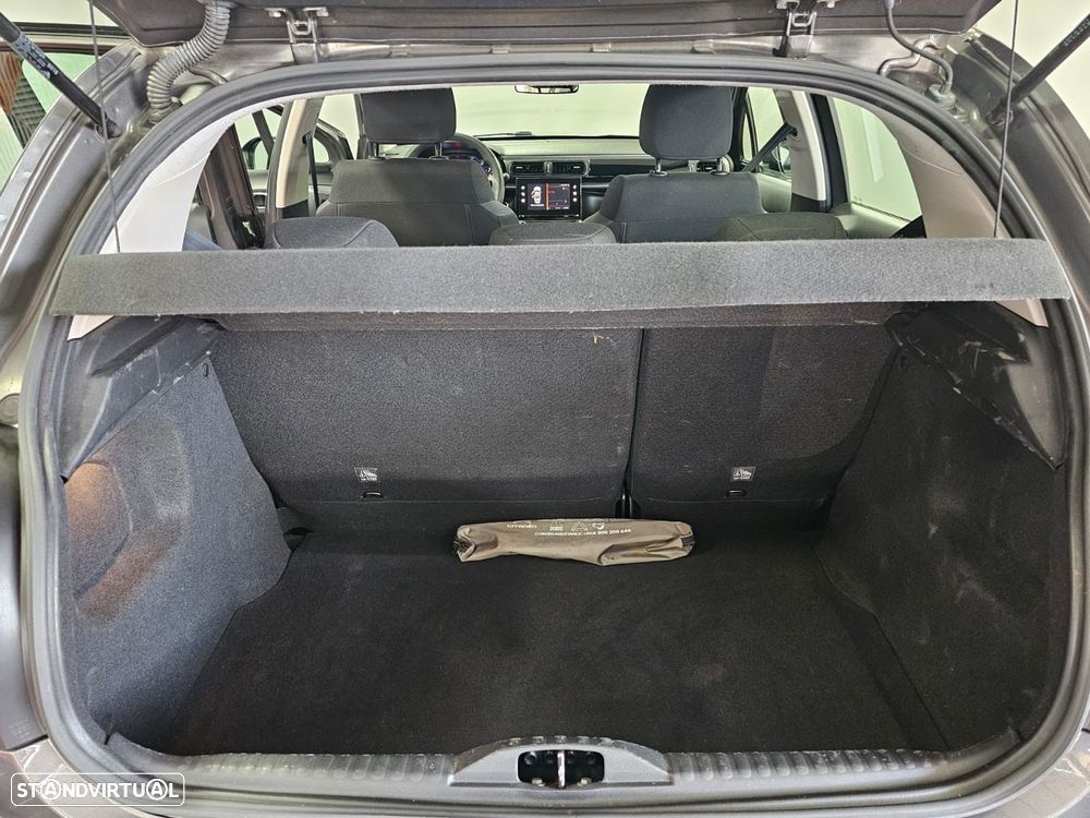 Citroën C3 1.2 PureTech Shine - 23