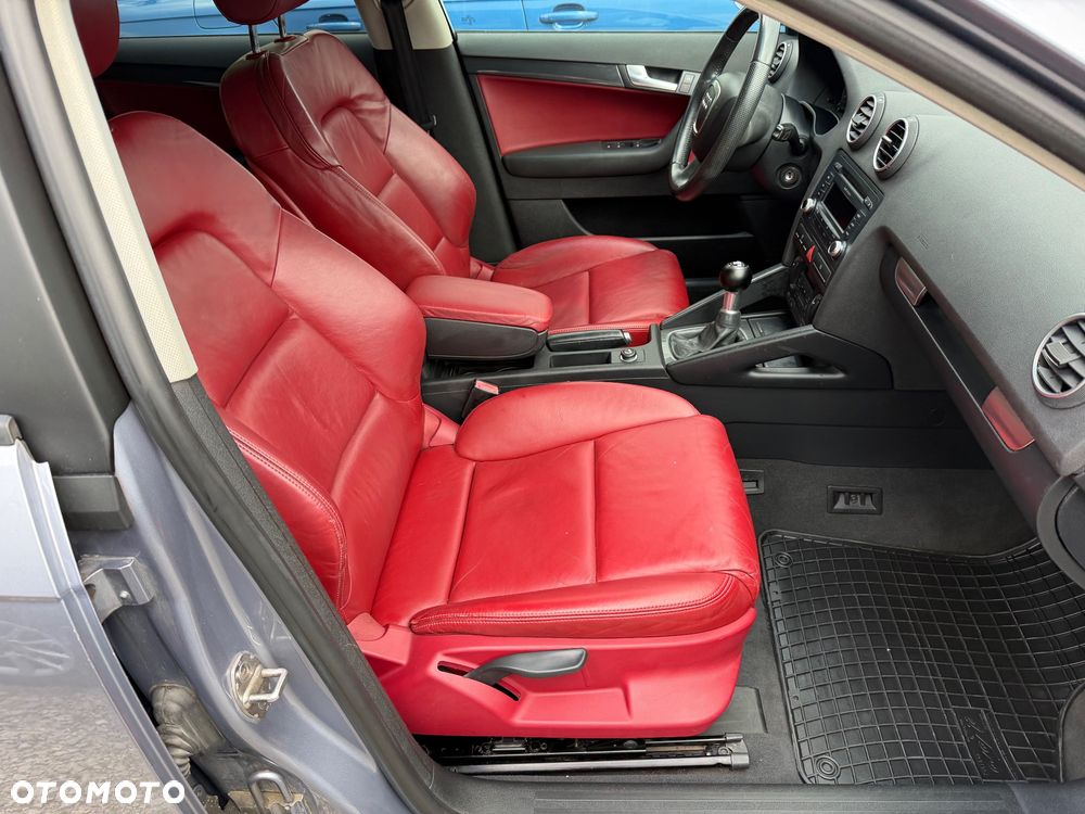 Audi A3 Sportback 1.6 S line Sportpaket plus - 27