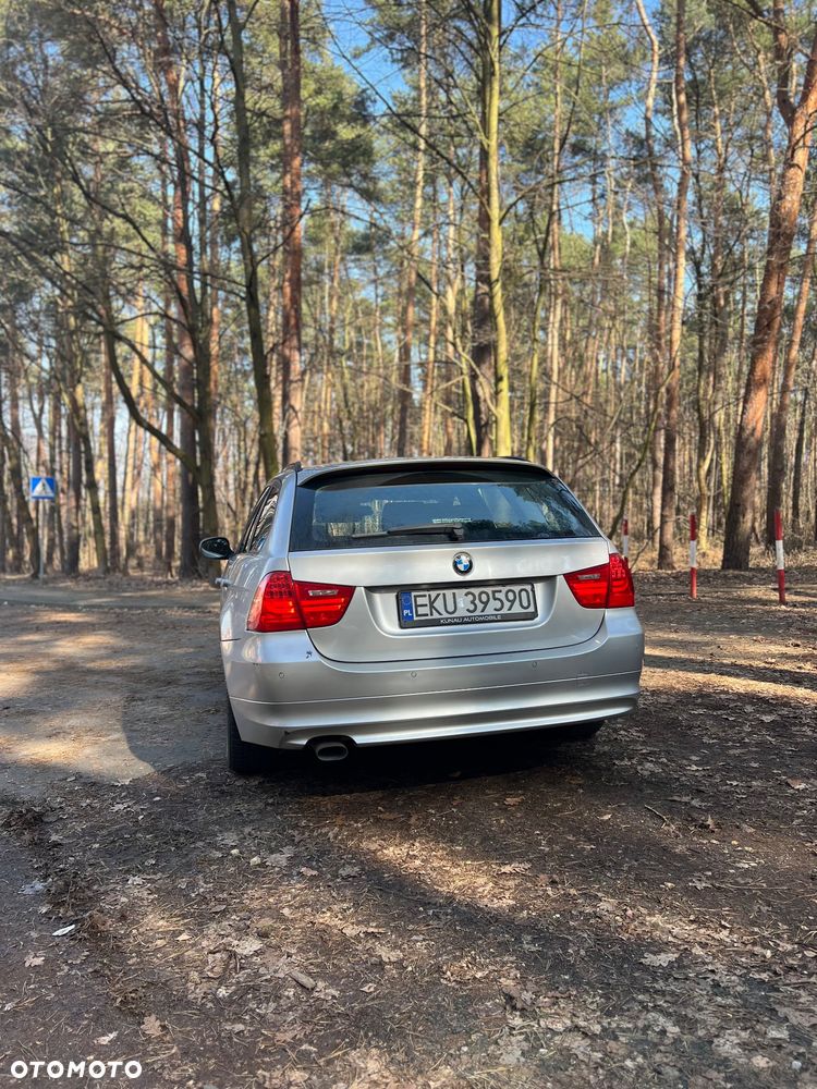 BMW Seria 3 318d DPF - 4