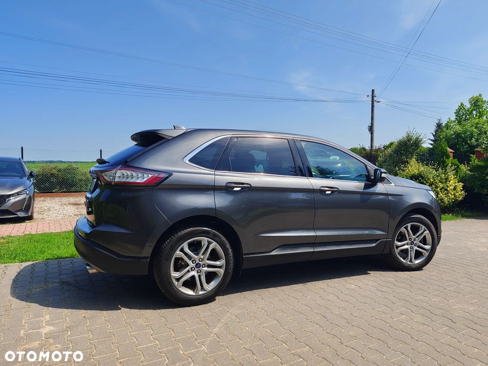 Ford Edge 2.0 TDCi 4x4 Titanium - 26