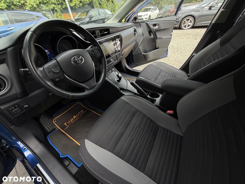 Toyota Auris - 19